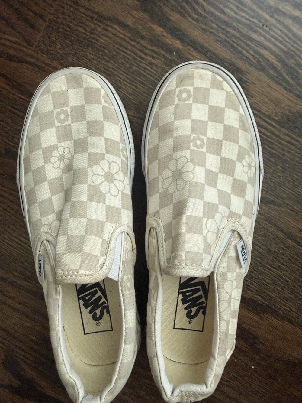 Vans Kids Cream Checkerboard Floral Slip-On Sneakers Bog Kids size 6